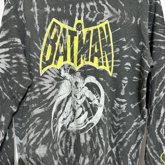 Batman DC Comics Long Sleeve Gray T Shirt Tye Dye Graphics Sz M - Picture 8 of 9